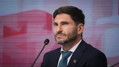 En medio del ajuste de Pullaro a la obra social Iapos, traumatólogos reclaman un aumento por las cirugías En medio del ajuste de Pullaro a la obra social Iapos, traumatólogos reclaman un aumento por las cirugías