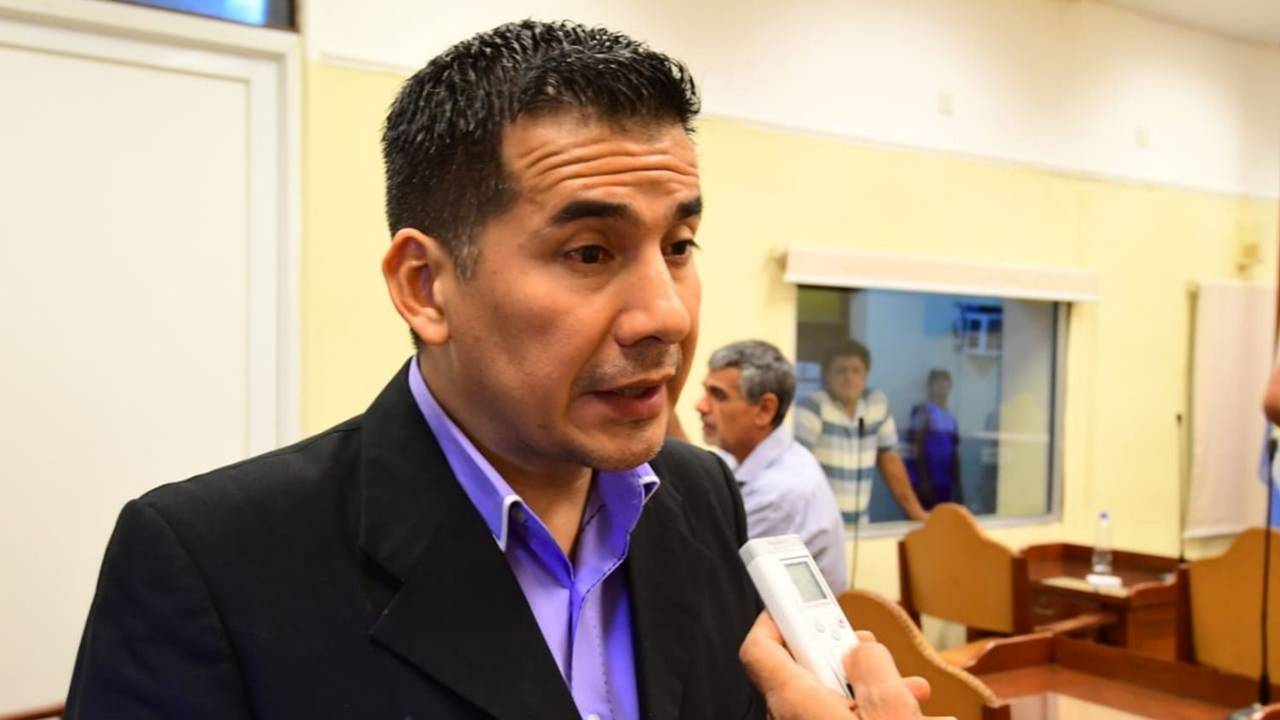 Elecciones 2025: el candidato a diputado nacional Cáceres cuestionó a Milei por estar “robando los recursos a todos los argentinos"