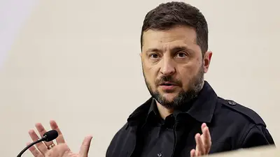Zelenski dice que habló de los activos rusos congelados con la presidenta del BCE Lagarde Zelenski dice que habló de los activos rusos congelados con la presidenta del BCE Lagarde