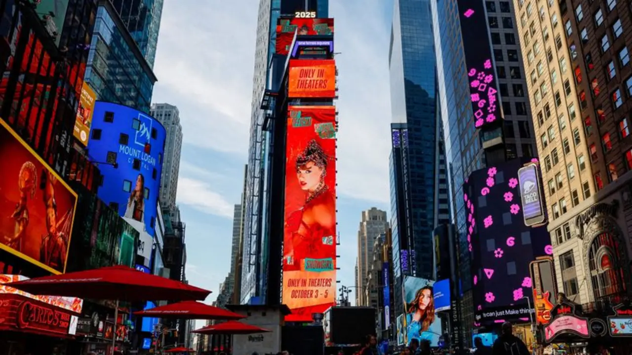 "Life of a Showgirl" de Taylor Swift arrasa en las listas británicas y rompe nuevos récords