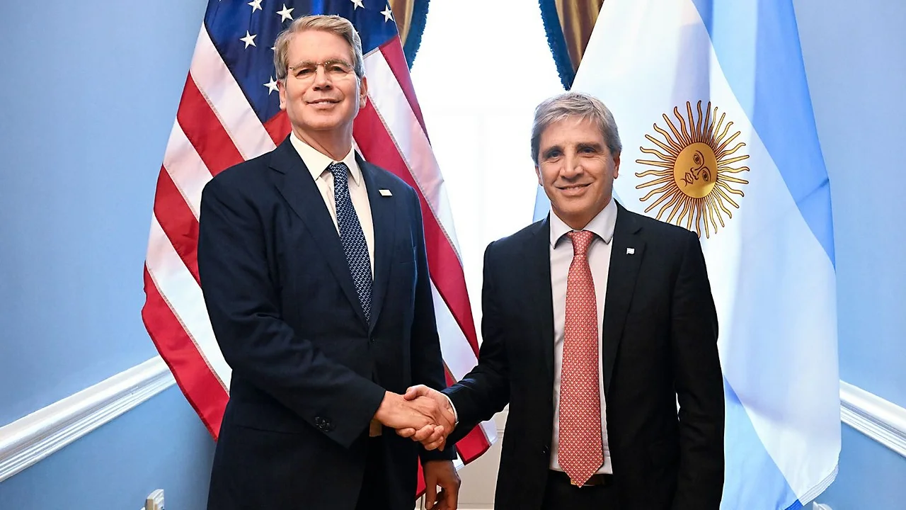 Swap: Caputo confirmó que Estados Unidos ganó dinero con el acuerdo
