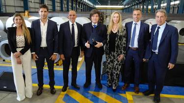 Milei anunció ante empresarios una reforma tributaria y laboral