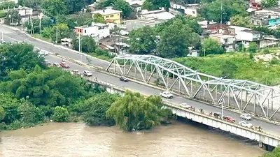Fuertes lluvias dejan más de 20 muertos en México Fuertes lluvias dejan más de 20 muertos en México