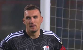 Armani se equivocó y River perdió ante Sarmiento en el Monumental | River plate