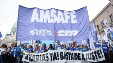 Paro docente en Santa Fe: Pullaro confirmó que descontará el día y maestros denuncian "salarios miserables"