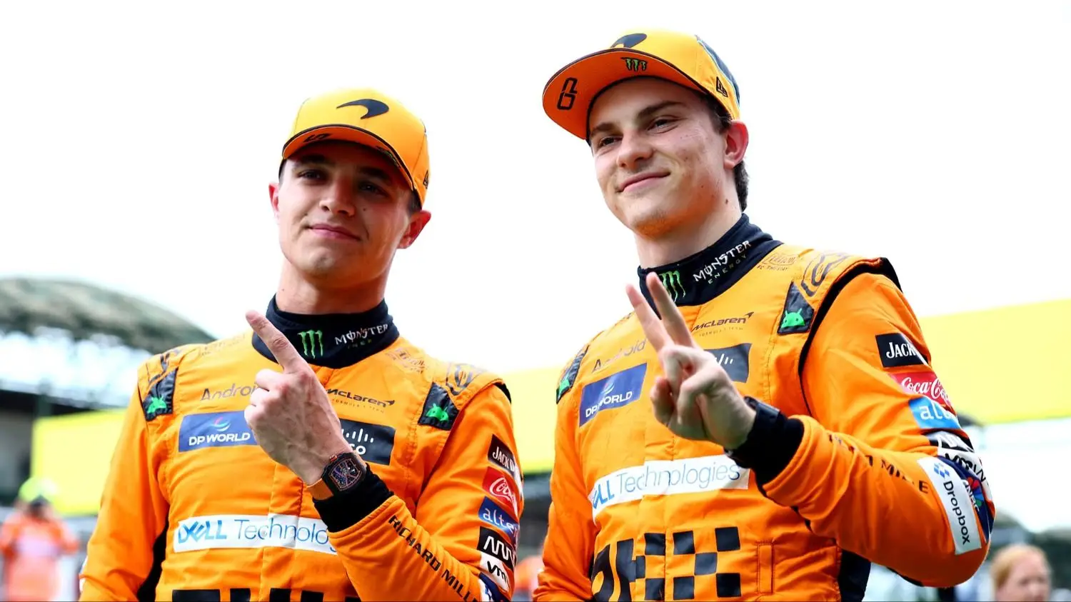 Lando Norris y Oscar Piastri.