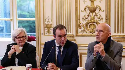 Lecornu pronunciará un discurso clave mientras su destino pende de un hilo Lecornu pronunciará un discurso clave mientras su destino pende de un hilo