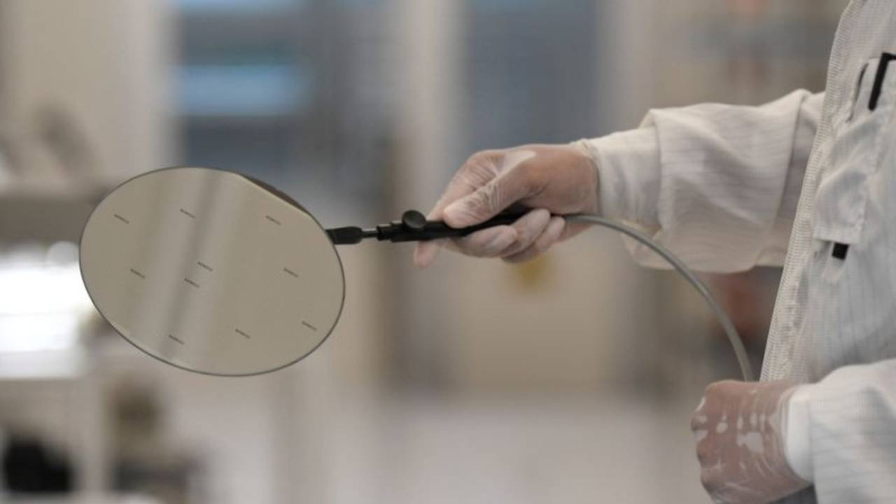 Fabricante de chips Nexperia dice que negocia con EEUU y China sobre controles a la exportación