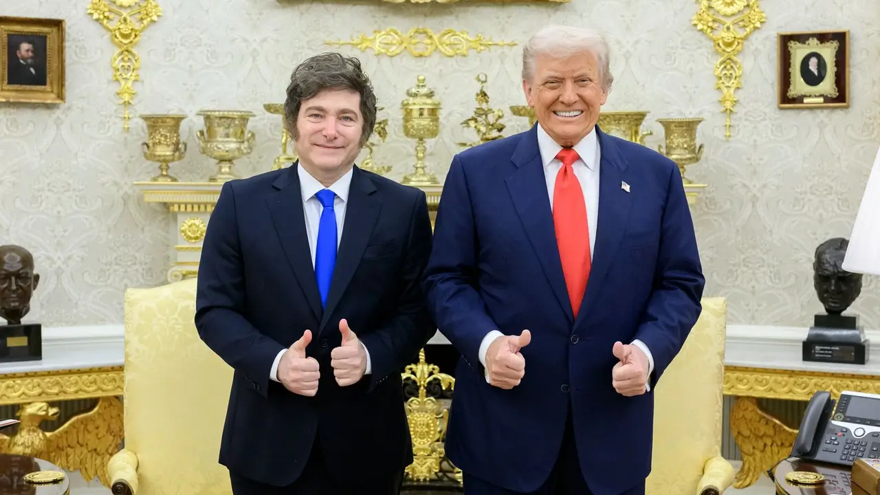 El Financial Times aseguró que EE.UU. busca que otros países se dolaricen y candidateó a la Argentina