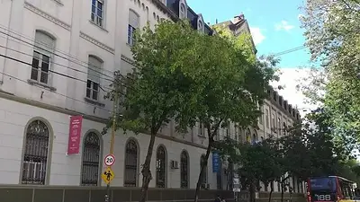 Dos menores graves: qué se sabe en la causa que investiga la explosión en un colegio de Palermo Dos menores graves: qué se sabe en la causa que investiga la explosión en un colegio de Palermo