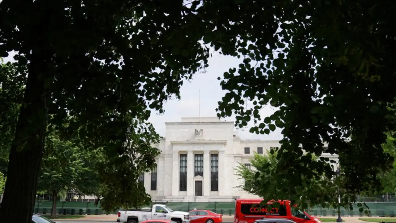 Actividad económica EEUU ha cambiado poco y empleo se ha mantenido estable en últimas semanas: Fed
