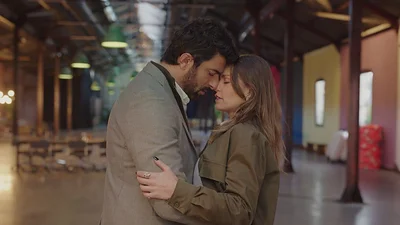 Pareja de actores turcos en escena Pareja de actores turcos en escena