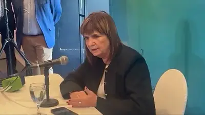 Bullrich no le cerró la puerta al ingreso del PRO al Gobierno: "Dialogando" Bullrich no le cerró la puerta al ingreso del PRO al Gobierno: "Dialogando"