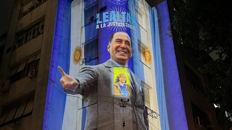 Un 17 de Octubre en plena campaña para reivindicar banderas con actividades diferenciadas Un 17 de Octubre en plena campaña para reivindicar banderas con actividades diferenciadas