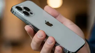 iPhone 16 iPhone 16