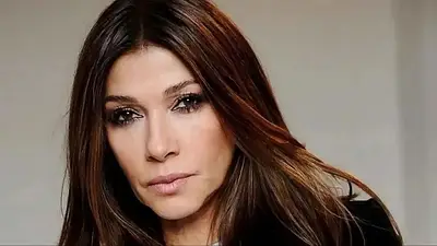 Caterine fulop Caterine fulop