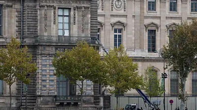Policía francesa podría detener a ladrones del Louvre, pero es improbable que recupere su botín Policía francesa podría detener a ladrones del Louvre, pero es improbable que recupere su botín
