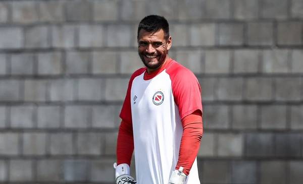 La explicación de Argentinos de por qué Sergio Romero fue 