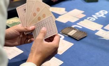 Es argentino, tuvo la idea en un viaje y creó un juego de mesa que llegó hasta Finlandia | Orgullo argentino