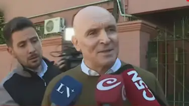 Espert reapareció, fue a votar y vivió un incómodo momento: "Ya está, suficiente"