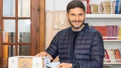 Pullaro votó en su ciudad natal y aseguró que hoy "se empieza a discutir una nueva Argentina" Pullaro votó en su ciudad natal y aseguró que hoy "se empieza a discutir una nueva Argentina"
