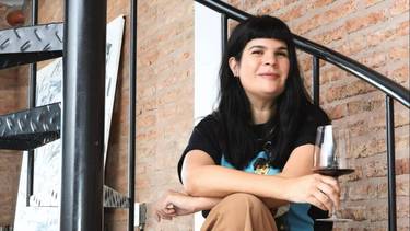 Agus de Alba presenta Hola Vino en Konex: "El vino es mi forma de ver el mundo”