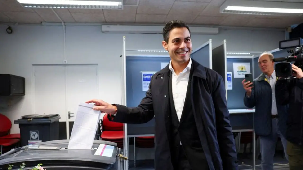 El partido centrista D66 lidera elección en Países Bajos, según sondeos a pie de urna