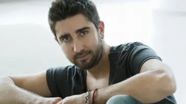 Qué es de la vida de Alex Ubago: así está hoy el famoso cantante que triunfó en los 2000