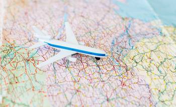 Cyber Monday 2025: consejos para comprar vuelos con cuotas | Cyber monday