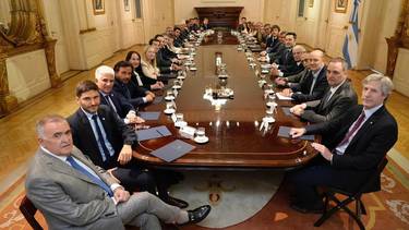 Los gobernadores se fueron conformes y ahora Milei promete recorrer las provincias