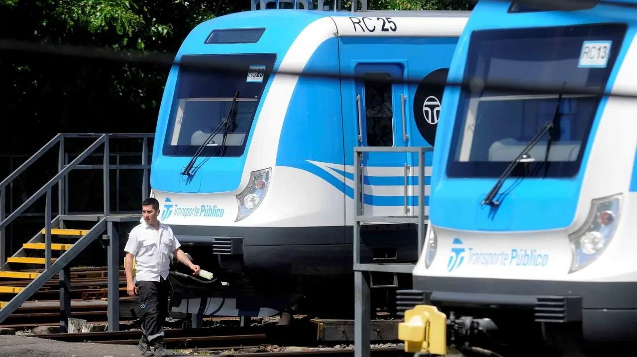 Tren Sarmiento sin servicios: cuáles son las alternativas de viaje durante el fin de semana largo