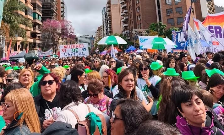 En 2027, el Encuentro Plurinacional de Mujeres y Disidencias será en CABA: “Fuera Milei”