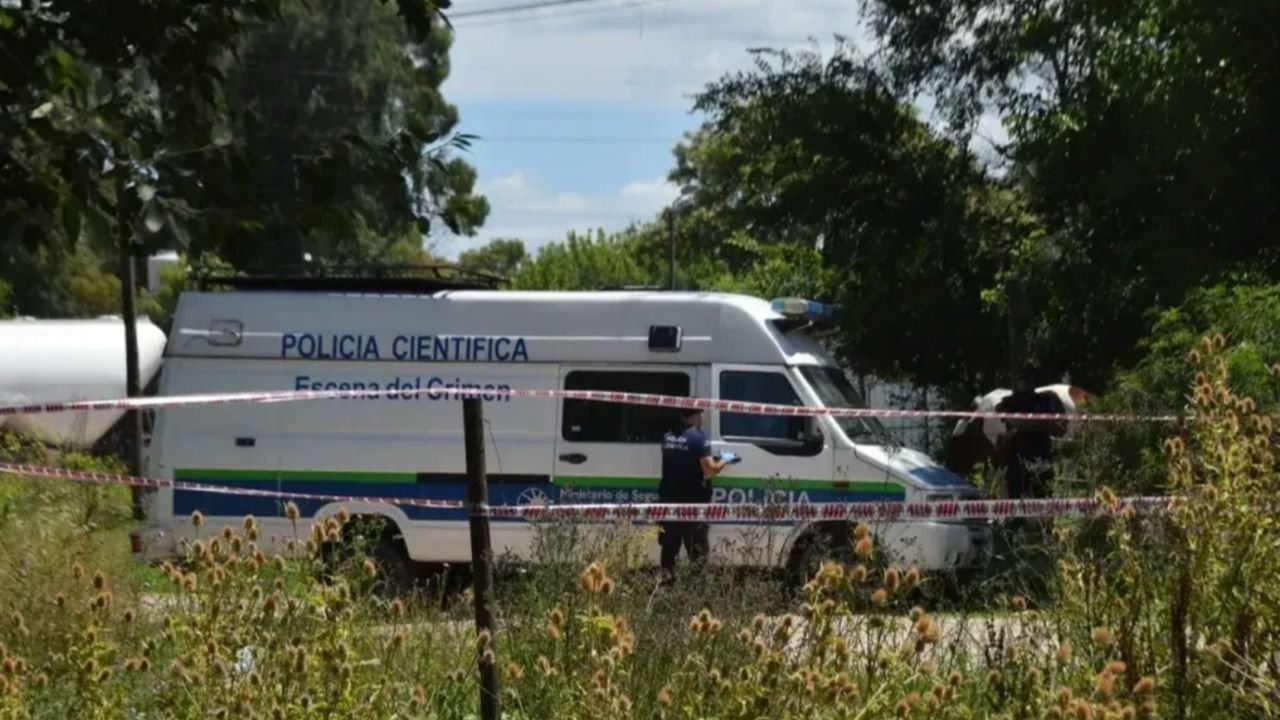 Un hombre murió tras meterse a limpiar un camión cisterna en La Plata