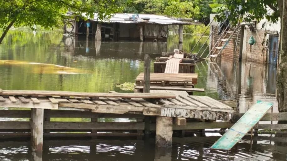 El Niño ya golpea al NEA y la Patagonia: inundaciones, evacuados y asistencia aérea
