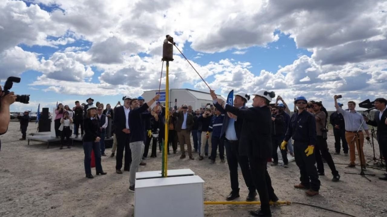 Torres, Weretilneck y Figueroa inauguraron una obra de gas que beneficiará a 25 localidades de la Patagonia