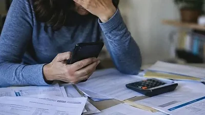 Casi 6 millones de morosos: la deuda alcanza a cuatro de cada diez personas ocupadas Casi 6 millones de morosos: la deuda alcanza a cuatro de cada diez personas ocupadas