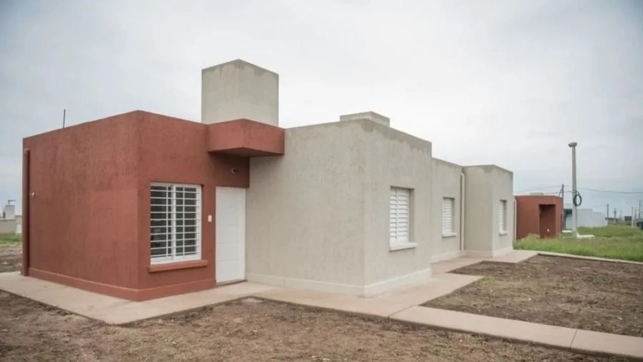 Obra pública: con fondos propios, el Gobierno de La Rioja licitó la construcción viviendas en el interior provincial