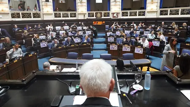 Con masivo apoyo, diputados bonaerenses rechazaron la venta de tierras al extranjero | Javier milei presidente