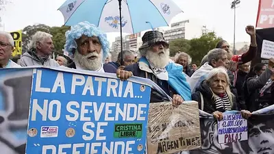 La patria no se vende y la soberanía tampoco: La CTA y ex combatientes convocan a marchar el martes 6 La patria no se vende y la soberanía tampoco: La CTA y ex combatientes convocan a marchar el martes 6