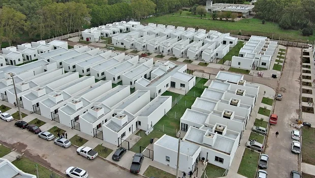 Vivienda y dignidad: la respuesta de la Provincia ante la retirada del Gobierno de Milei | Viviendas en melchor romero