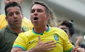 De qué cuadro es Flávio Bolsonaro: por quién hincha el candidato a presidente | Elecciones en brasil