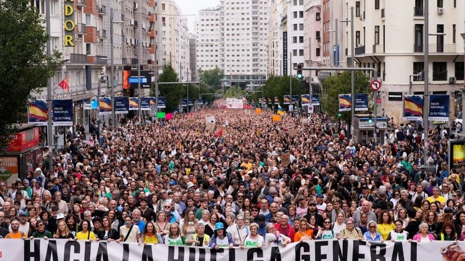 Miles de personas marcharon en toda España por la crisis habitacional: piden "huelga general" y hay incertidumbre electoral
