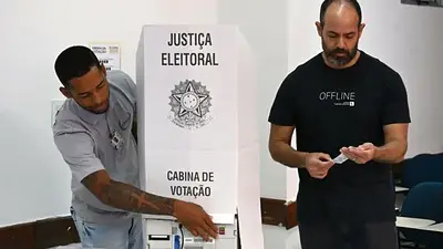 Quién va ganando en Brasil: los conteos en Asia, Oceanía y Europa le dan una amplia ventaja a Lula Quién va ganando en Brasil: los conteos en Asia, Oceanía y Europa le dan una amplia ventaja a Lula