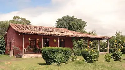 La finca de 200 hectáreas que Güemes bautizó por su esposa, fue refugio de la caballería gaucha y hoy es parte de una escuela agrícola La finca de 200 hectáreas que Güemes bautizó por su esposa, fue refugio de la caballería gaucha y hoy es parte de una escuela agrícola