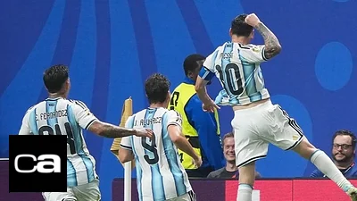 Por qué Messi cambió la manera de festejar sus goles: del salto al gesto para su abuela Por qué Messi cambió la manera de festejar sus goles: del salto al gesto para su abuela