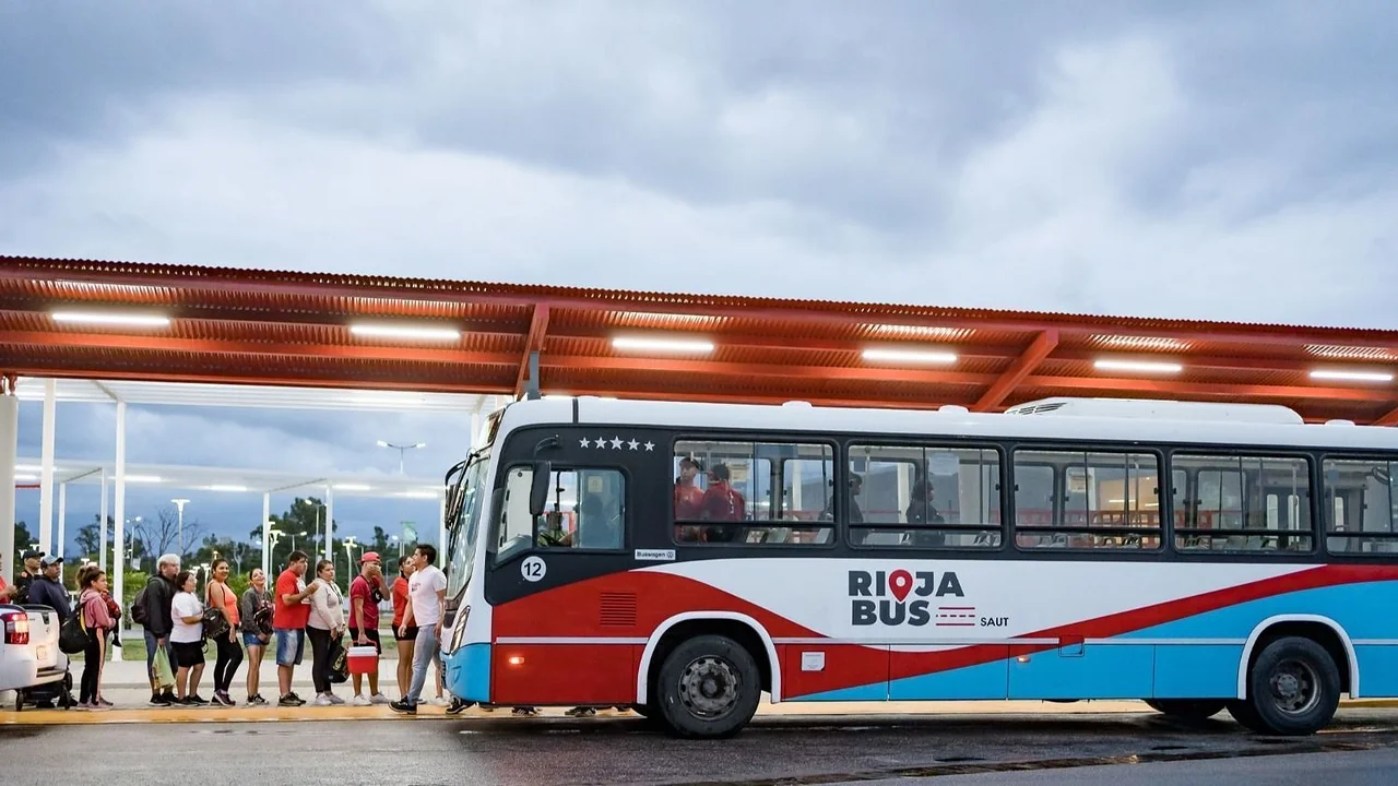 La Rioja y el transporte en tiempos de ajuste: el boleto está entre los más baratos del país