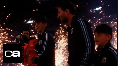 La emoción de los hijos de Messi al escuchar el himno en su despedida de la Selección Argentina La emoción de los hijos de Messi al escuchar el himno en su despedida de la Selección Argentina