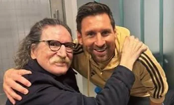 El emotivo gesto de Charly García en la despedida de Messi | Selección argentina