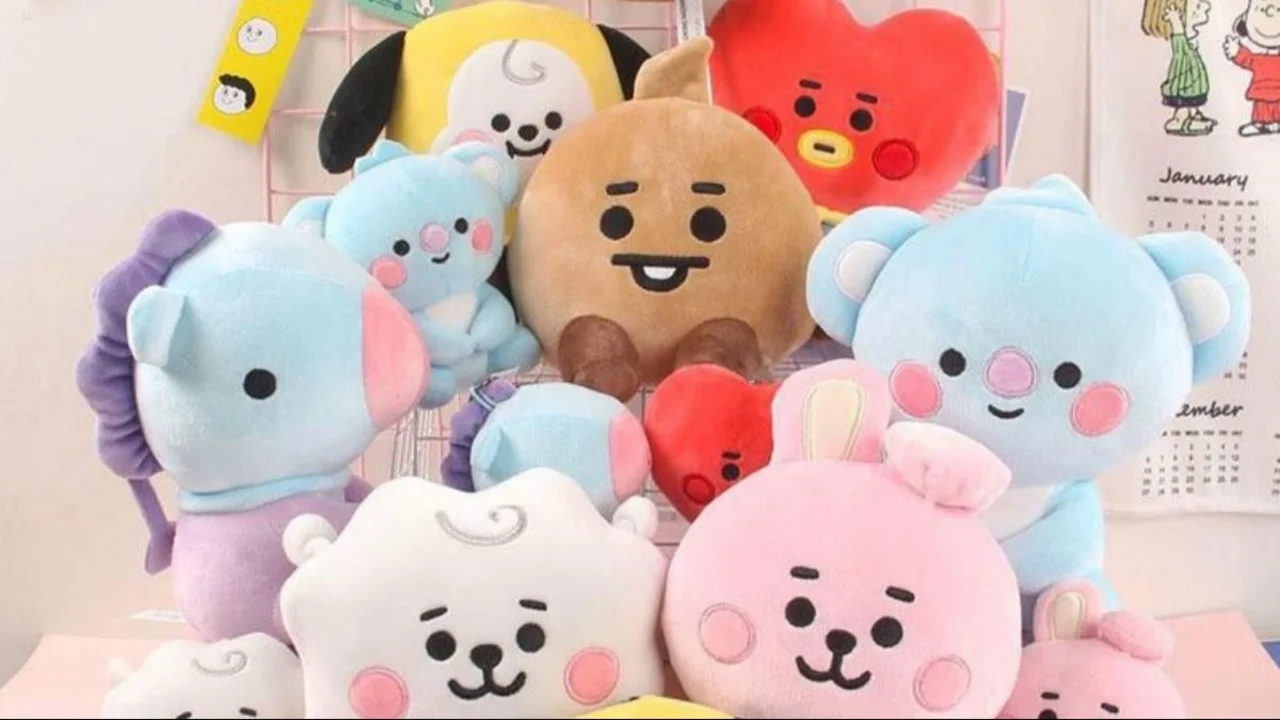 Los peluches de BTS que son furor: cuánto cuestan y dónde conseguirlos en Argentina.