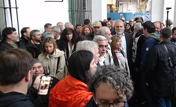 Financiamiento Universitario: rectores se reunieron frente al Cabildo | Seguimiento minuto a minuto